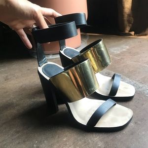 Zara 2 tone heels